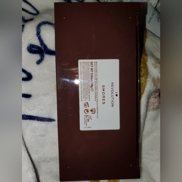 I Heart Revolution Eye Shadow Makeup Palette ( S'mores EDITION) Brand New. - Picture 5 of 7